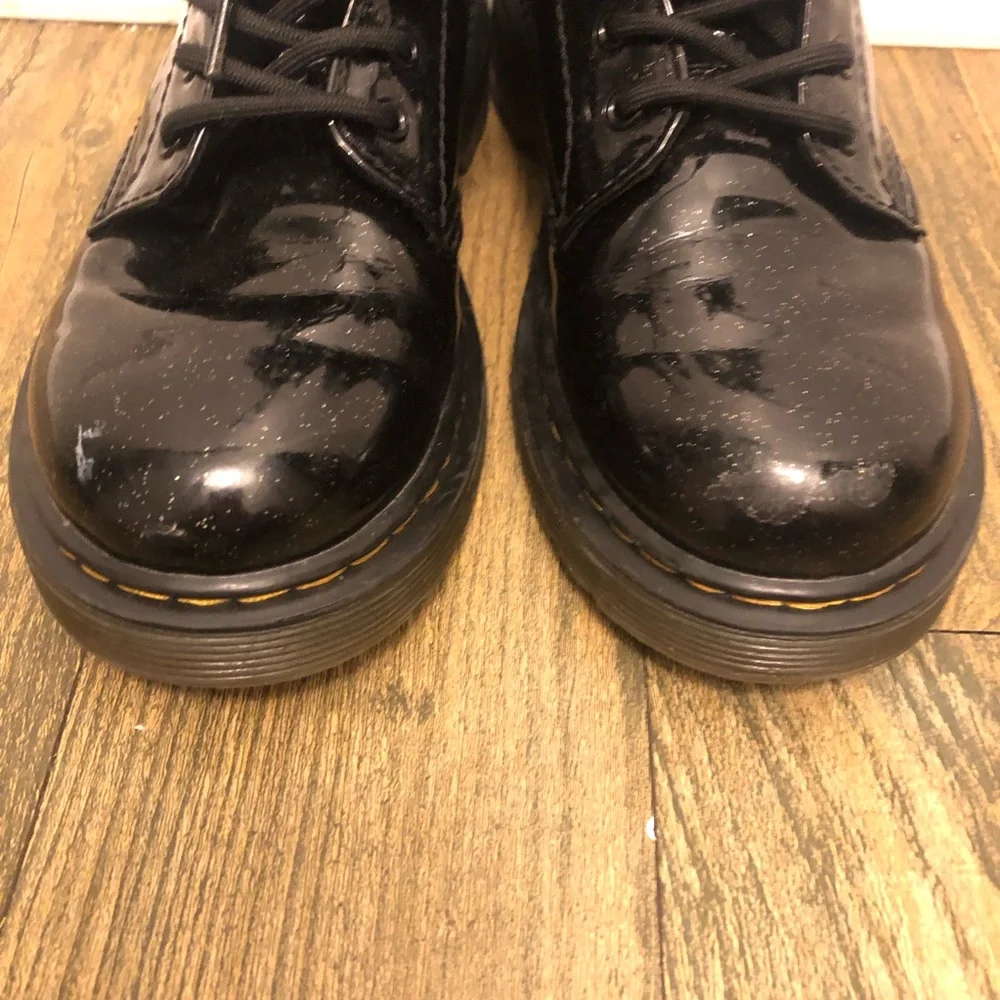 Dr.‎ Martens Black Glitter Boots Sz. 2